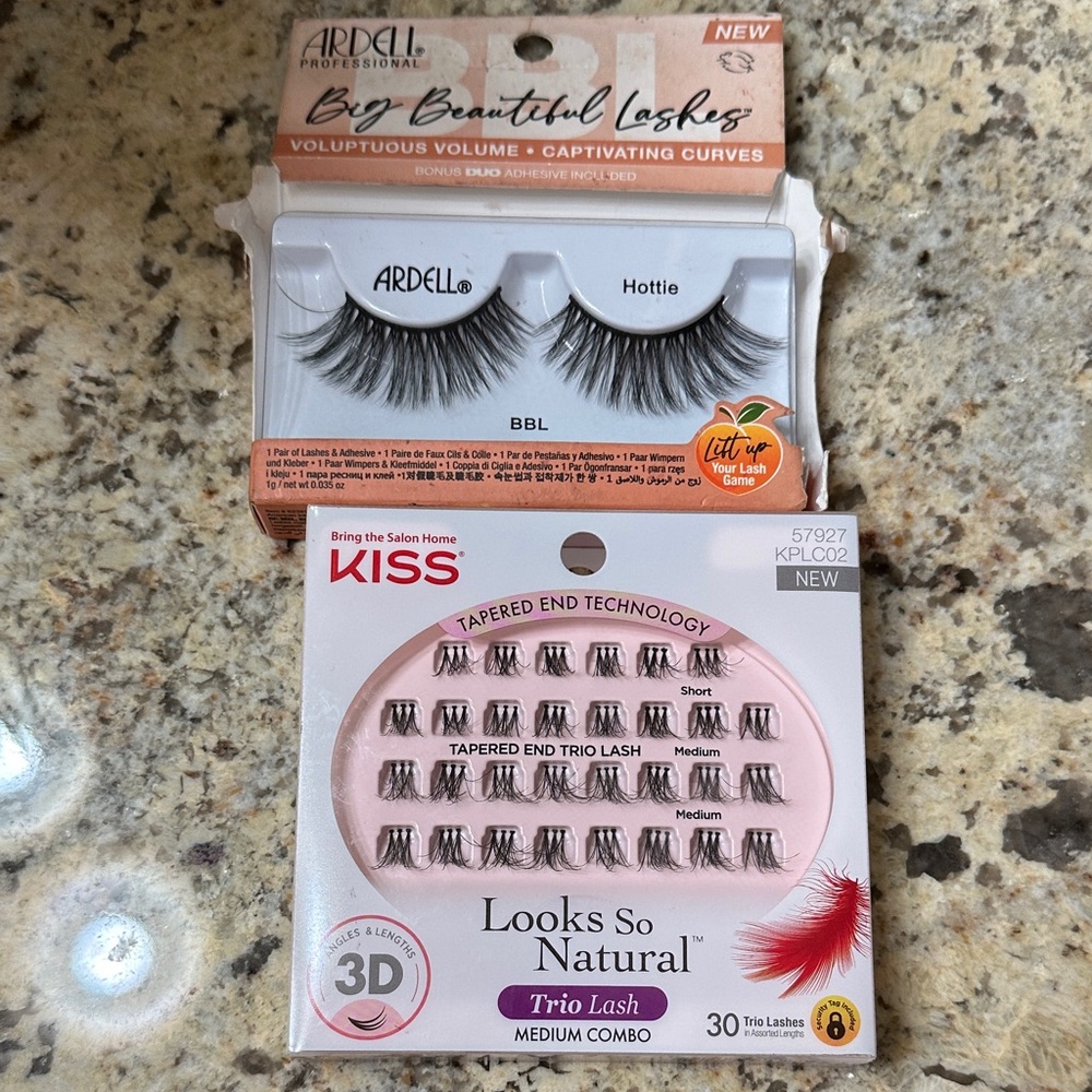 Ardell Black Voluminous Lashes. Kiss Trio Lash. NIB.